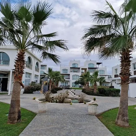 Aphrodite Beachfront - North Cyprus Lägenhet